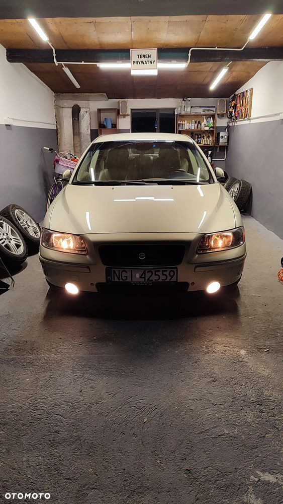 Volvo S60 2.4D Kinetic - 5
