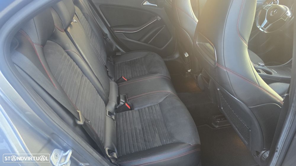 Mercedes-Benz A 180 d 7G-DCT AMG Line - 20