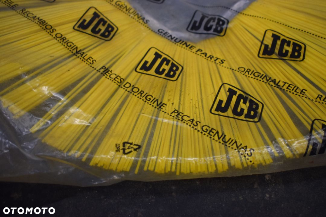 Oryginalna Szczotka z tworzywa do zamiatarki JCB stosowanej w 3CX 4CX - 3