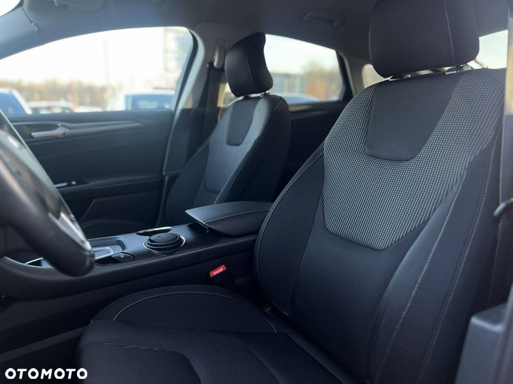 Ford Mondeo 2.0 EcoBlue Titanium - 20