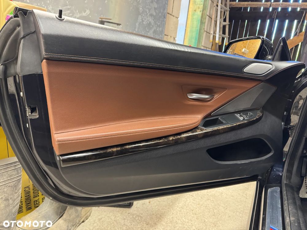 BMW Seria 6 650i xDrive - 26