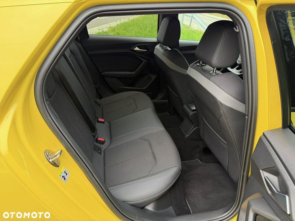 Audi A1 Sportback 35 TFSI S-Line S tronic - 11