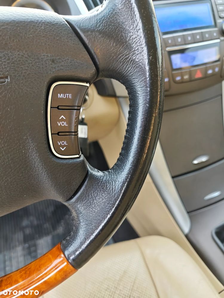Hyundai Sonata - 16