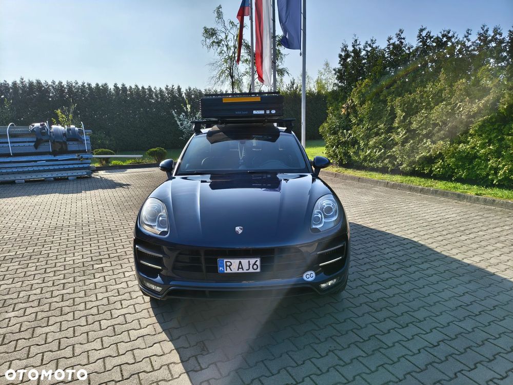 Porsche Macan Turbo PDK mit Performance Paket - 17