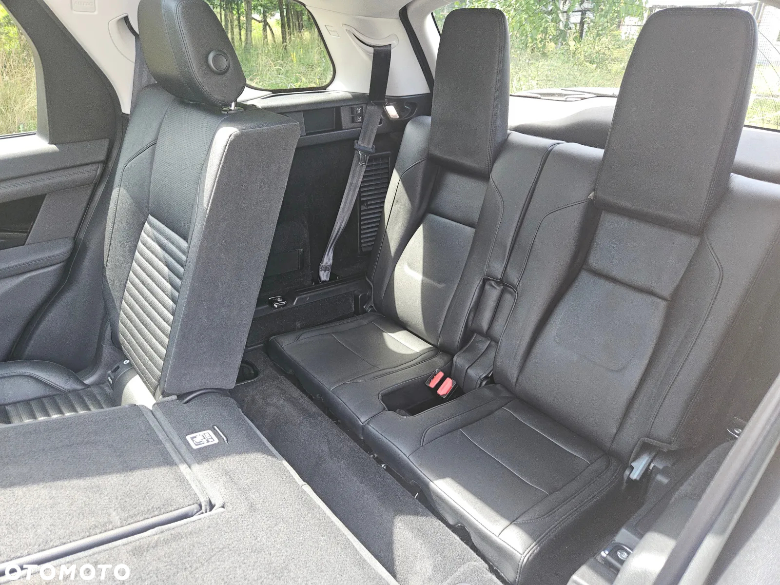Land Rover Discovery Sport P250 SE - 24