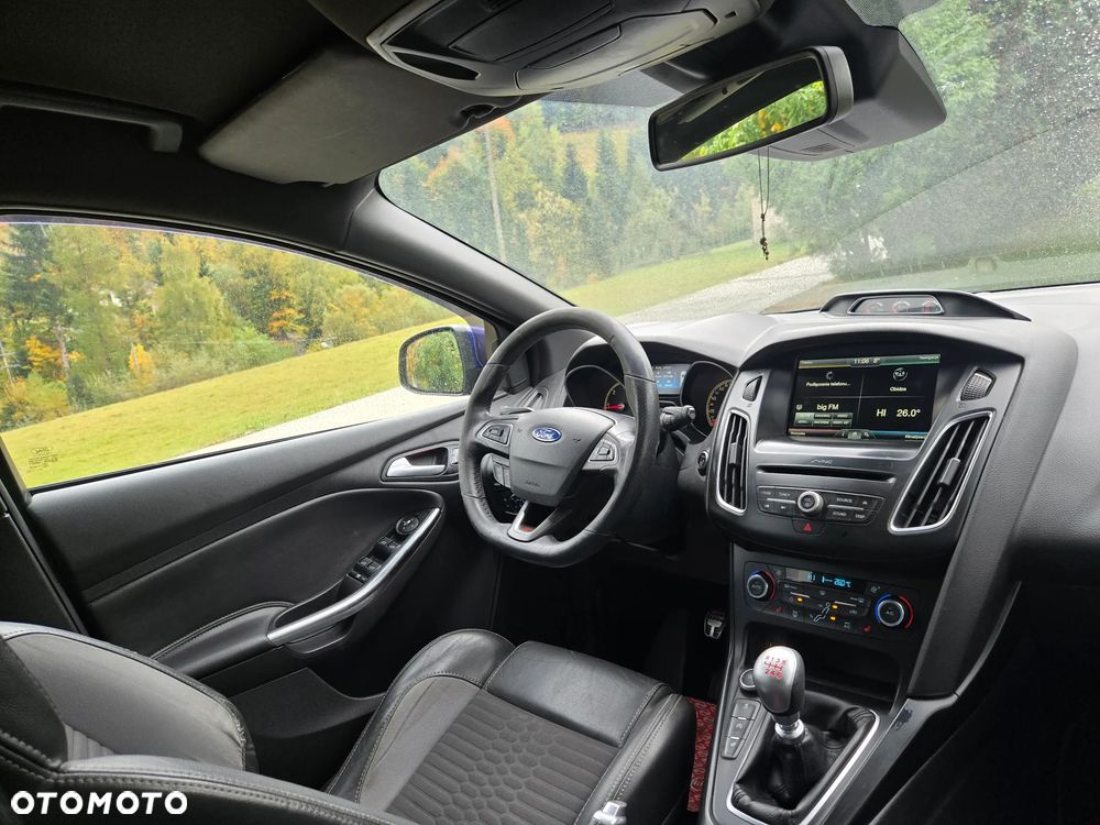 Ford Focus 2.0 TDCi ST - 16
