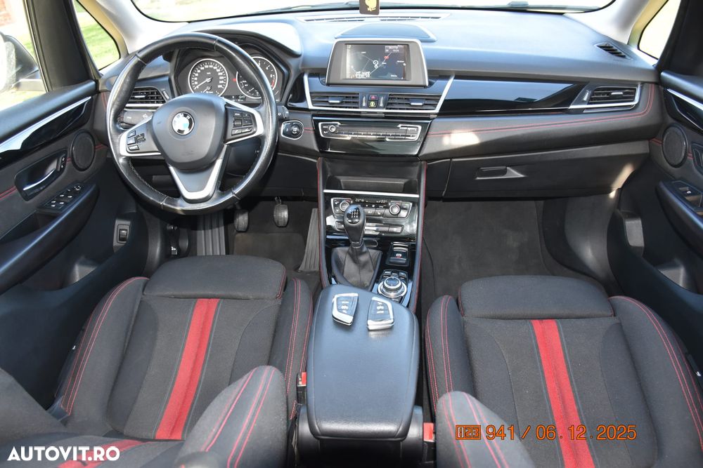 BMW Seria 2 218d - 14