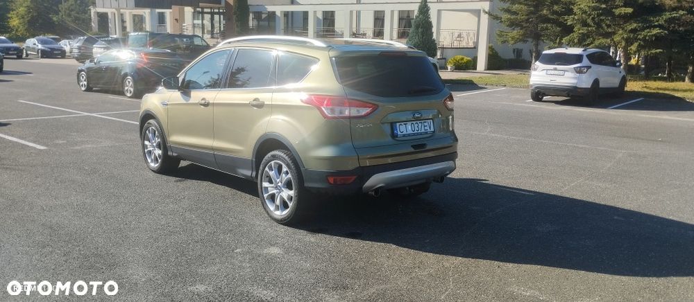 Ford Kuga - 1