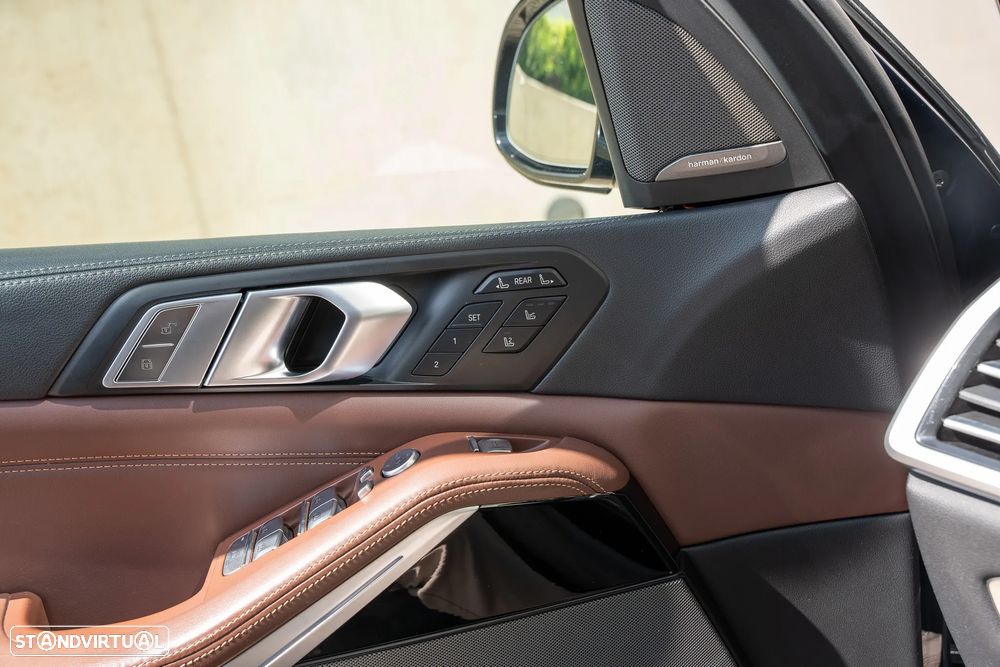 BMW X7 xDrive30d - 23