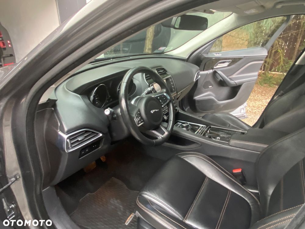 Jaguar F-Pace 2.0 i4D AWD Portfolio - 24