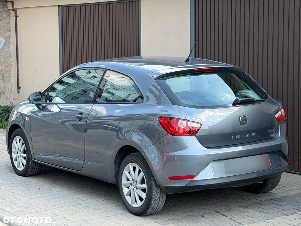 Seat Ibiza SC 1.6 16V Sport - 3