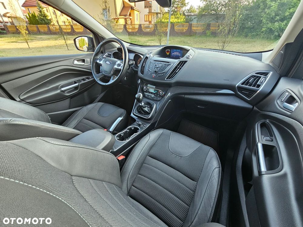 Ford Kuga - 13