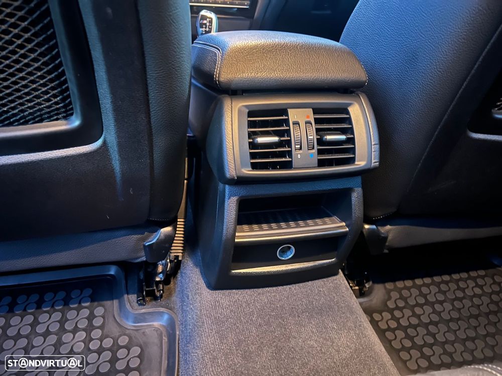 BMW X4 20 d xDrive Pack M - 43