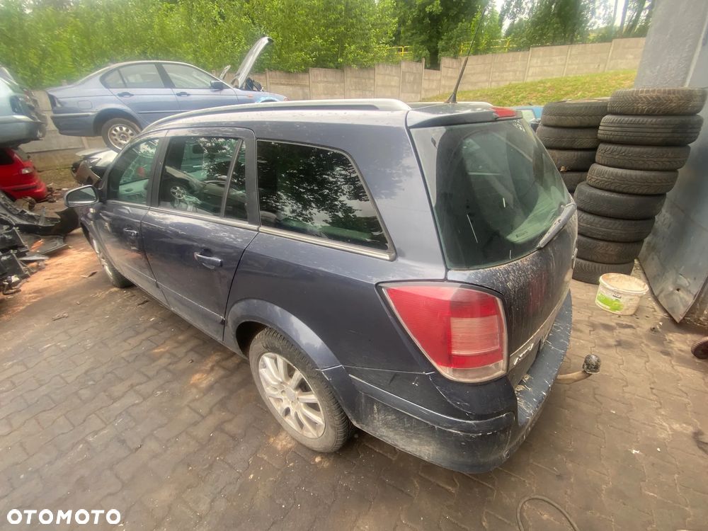 Opel Astra H na części - 2