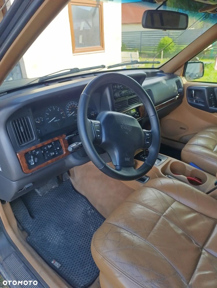 Jeep Grand Cherokee 4.0 Laredo - 7