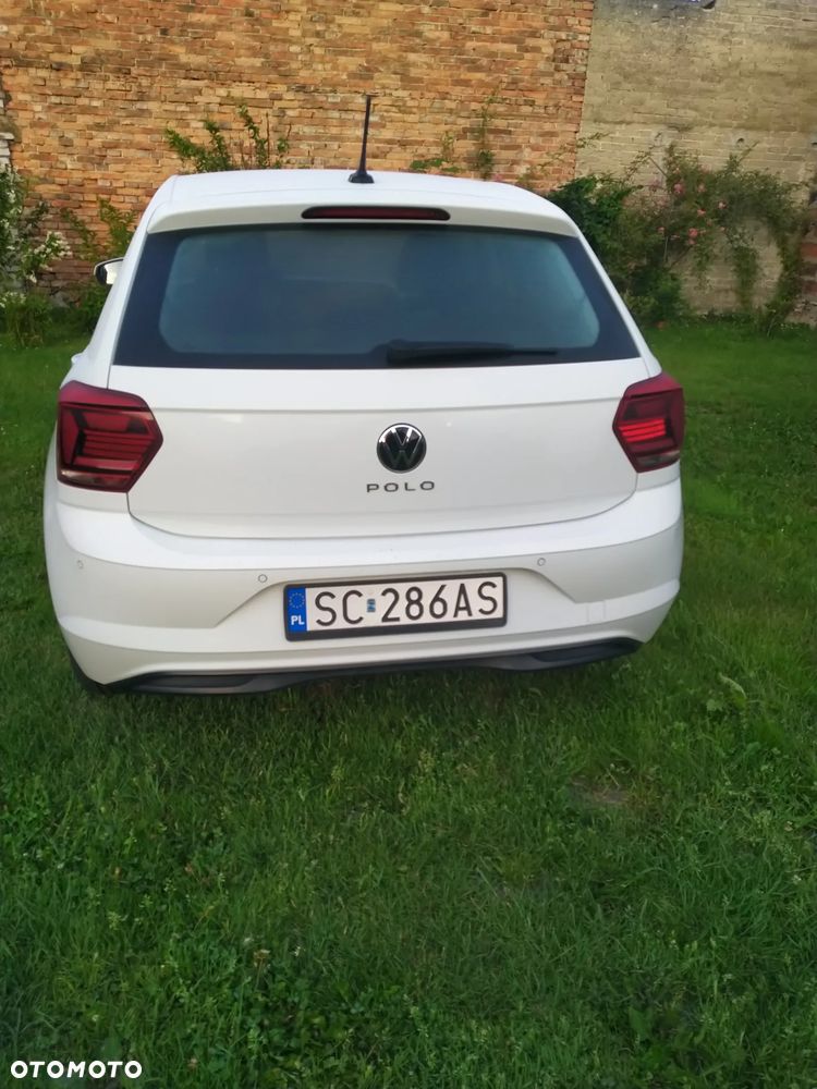 Volkswagen Polo - 2