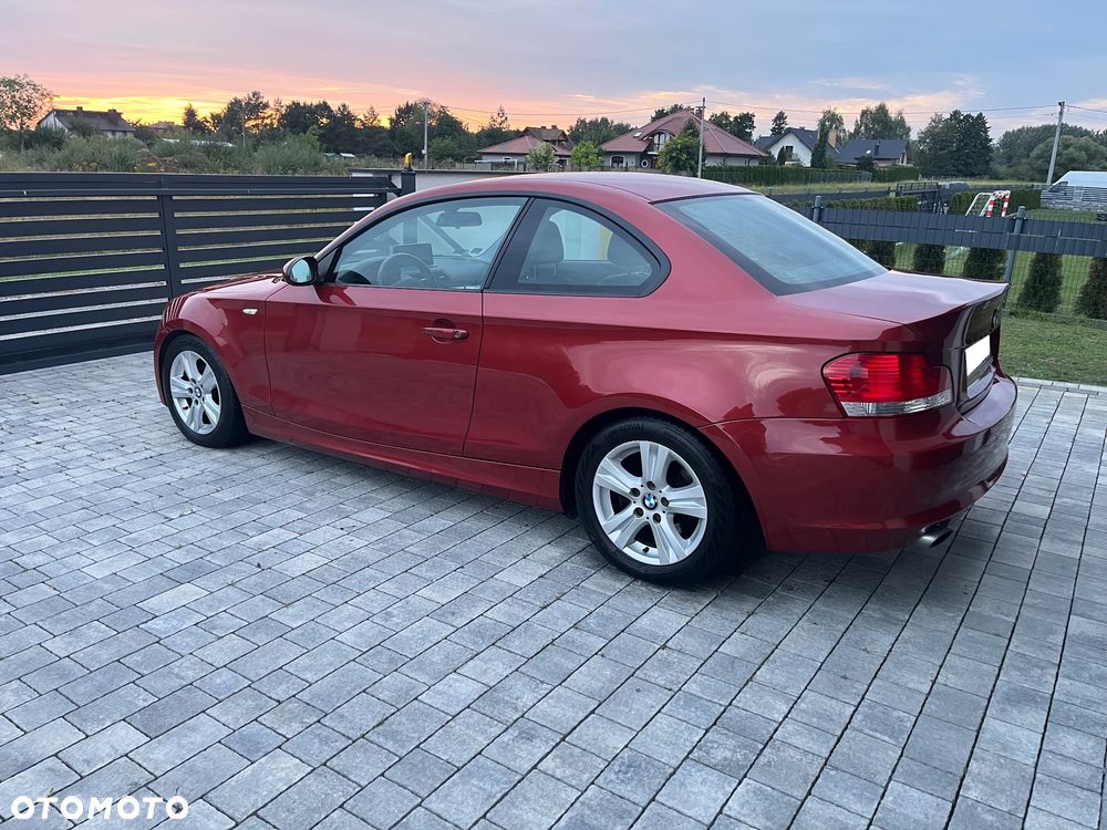 BMW Seria 1 - 25