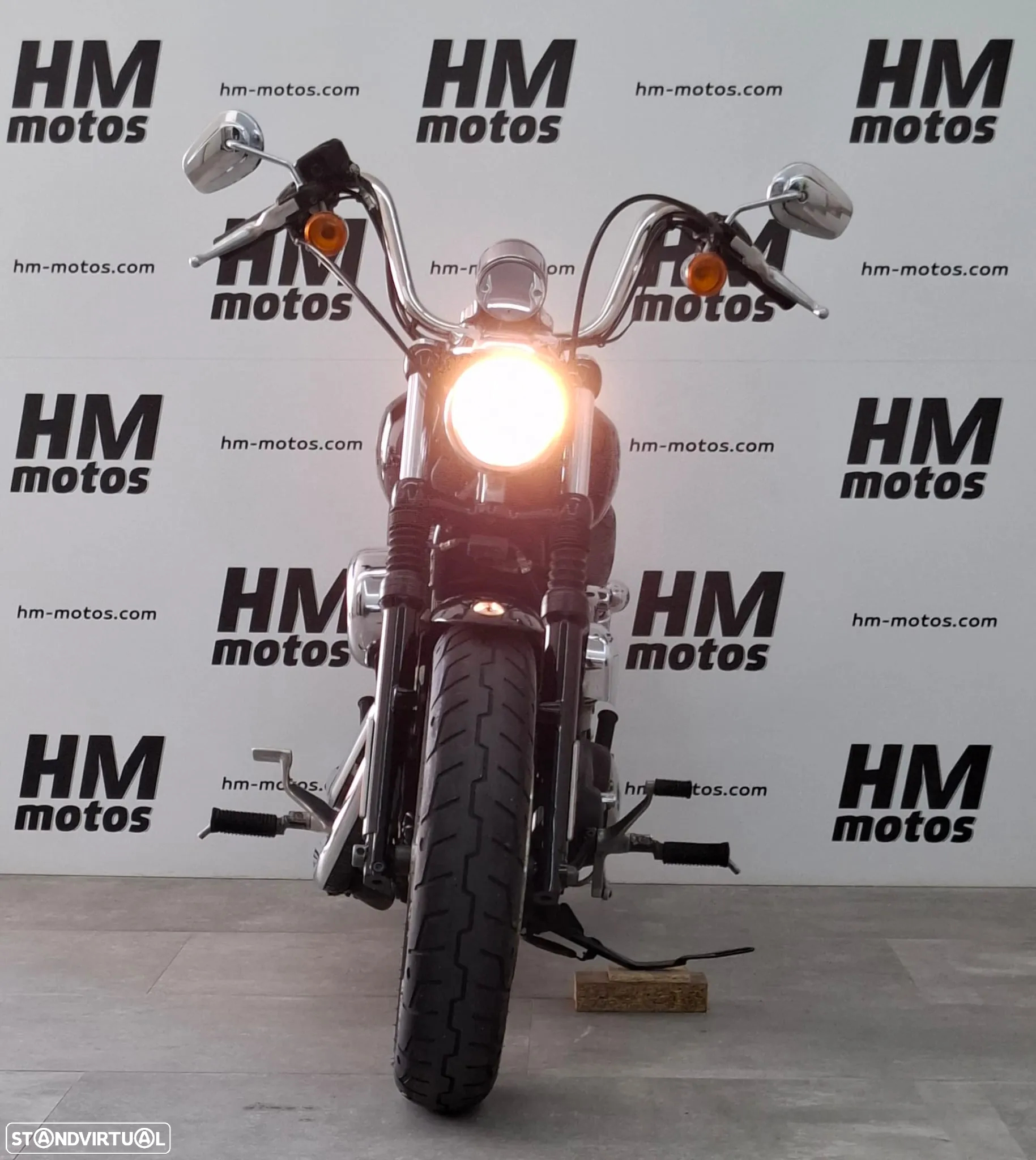 Harley-Davidson XL 1200 CUSTOM - 4