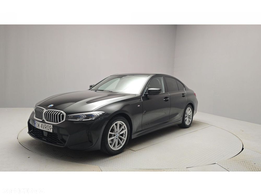 BMW Seria 3 320d xDrive mHEV M Sport - 1