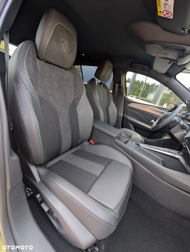 Peugeot 408 1.2 PureTech mHEV GT S&S e-DSC6 - 13