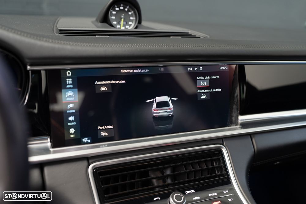 Porsche Panamera Sport Turismo Turbo S E-Hybrid - 26
