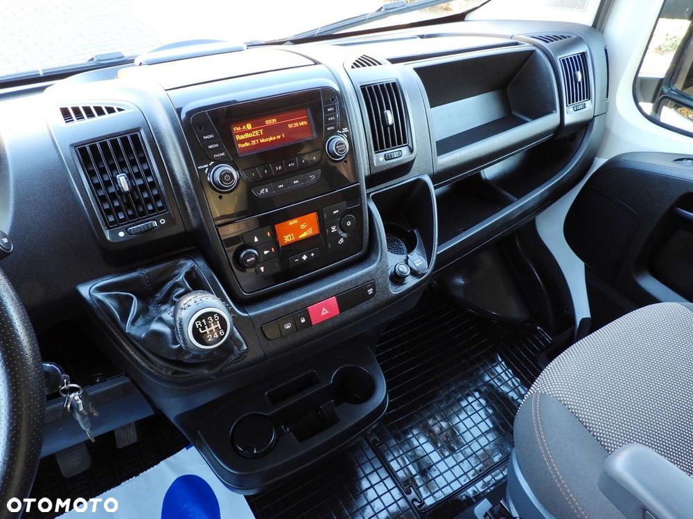 Peugeot BOXER CHŁODNIA KONTENER 0*C 8 PALET TEMPOMAT LEDY KLIMATYZACJA  165KM - 32