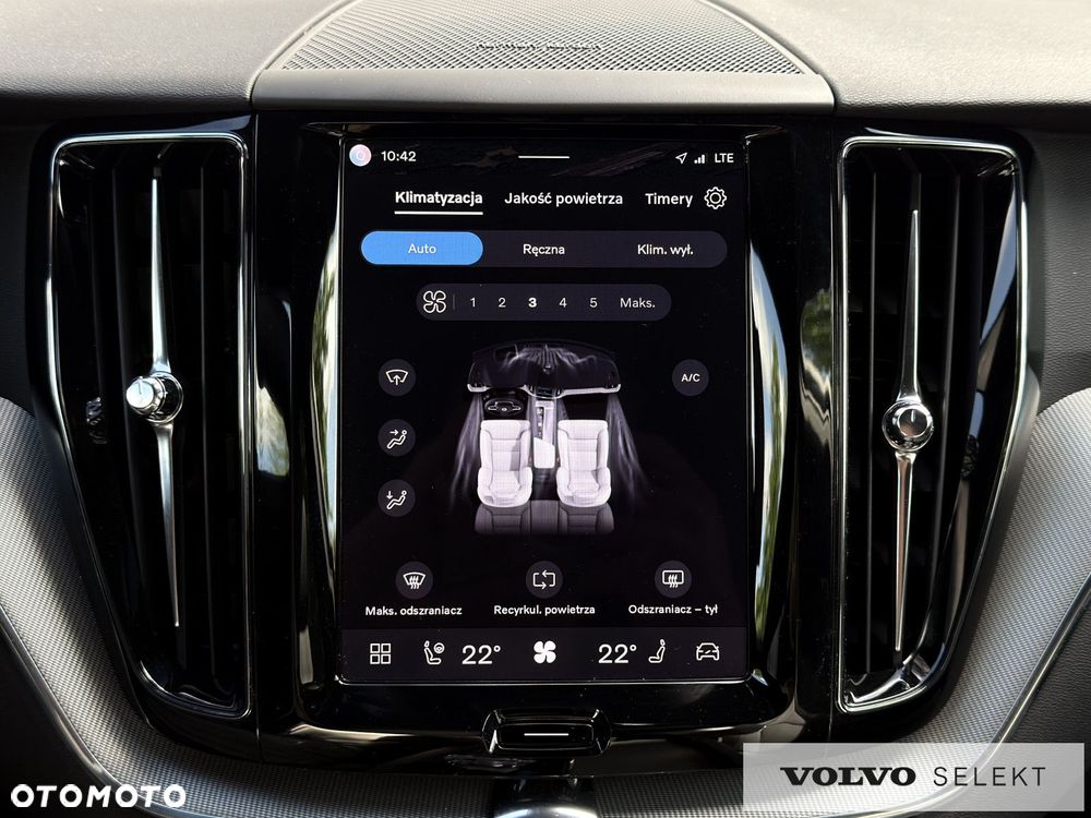 Volvo XC 60 - 30