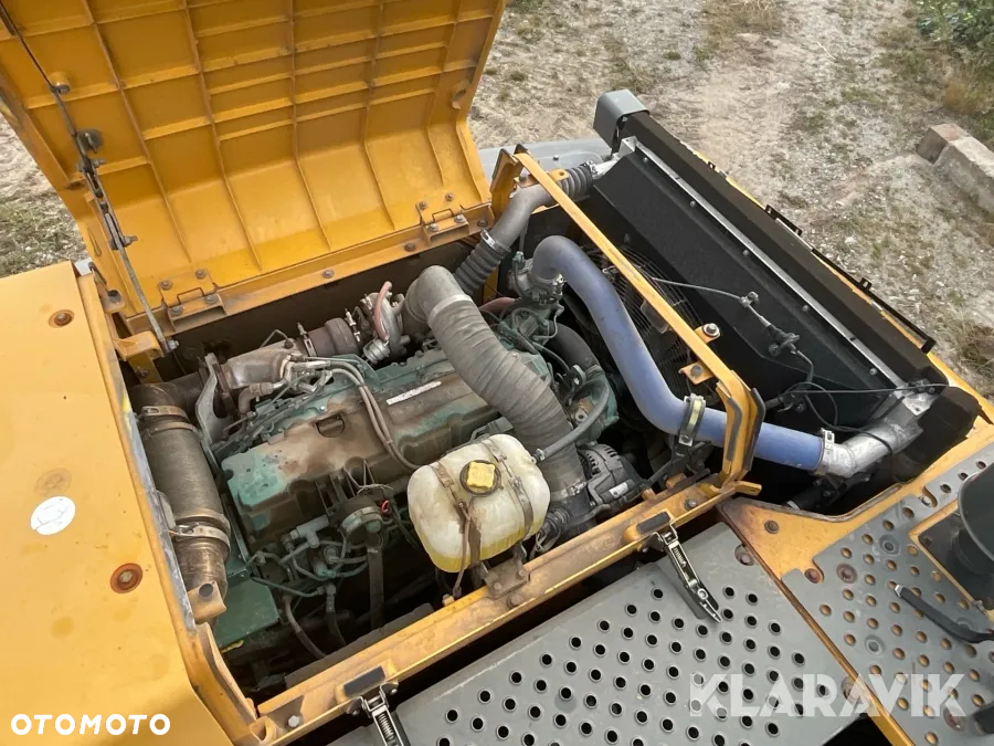 Volvo EC250DL - 13