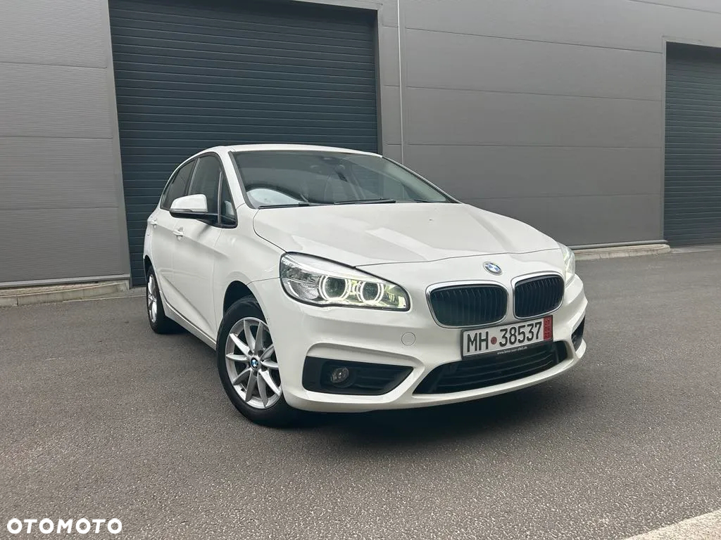 BMW Seria 2 218d - 2