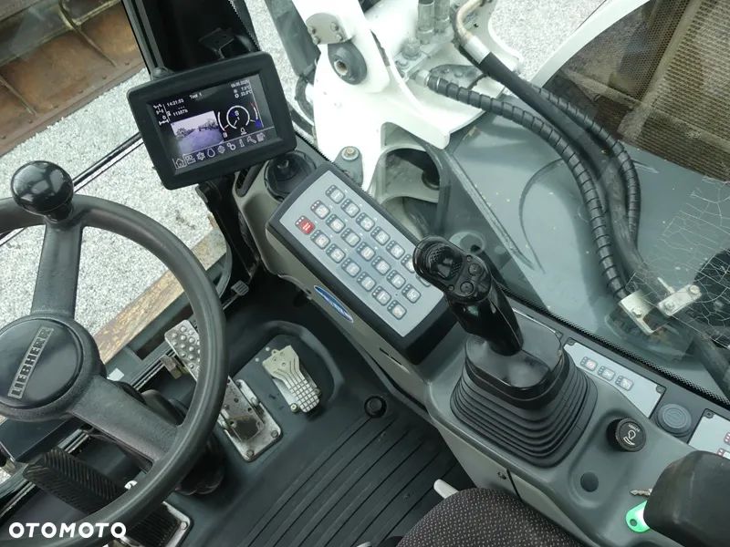 Liebherr A910 Compact / sprowadzona / ładny stan / - 16