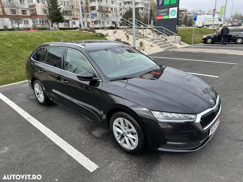 Skoda Octavia 2.0 TDI DSG First Edition - 1