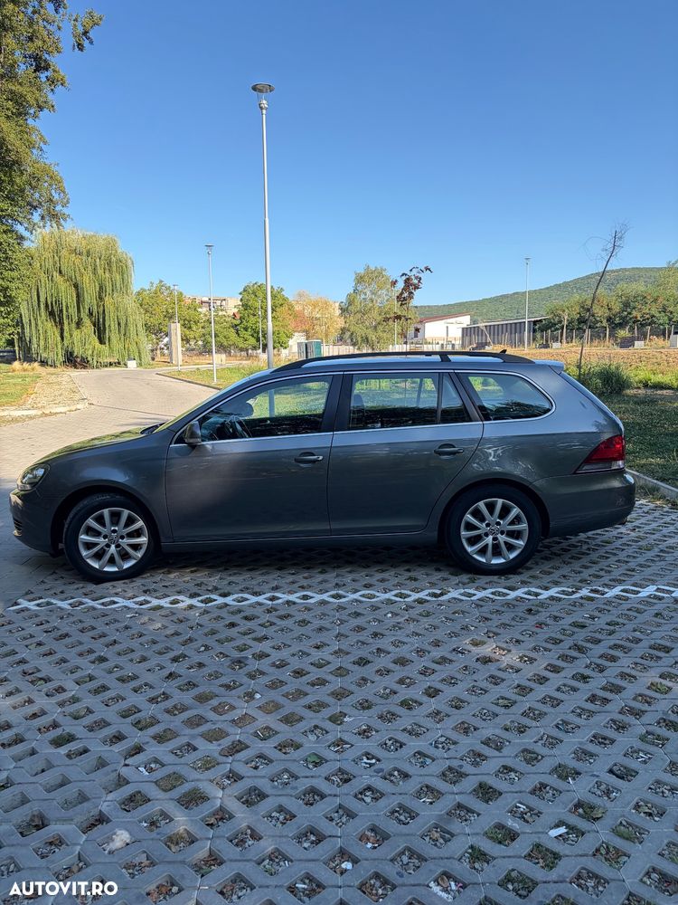 Volkswagen Golf - 18