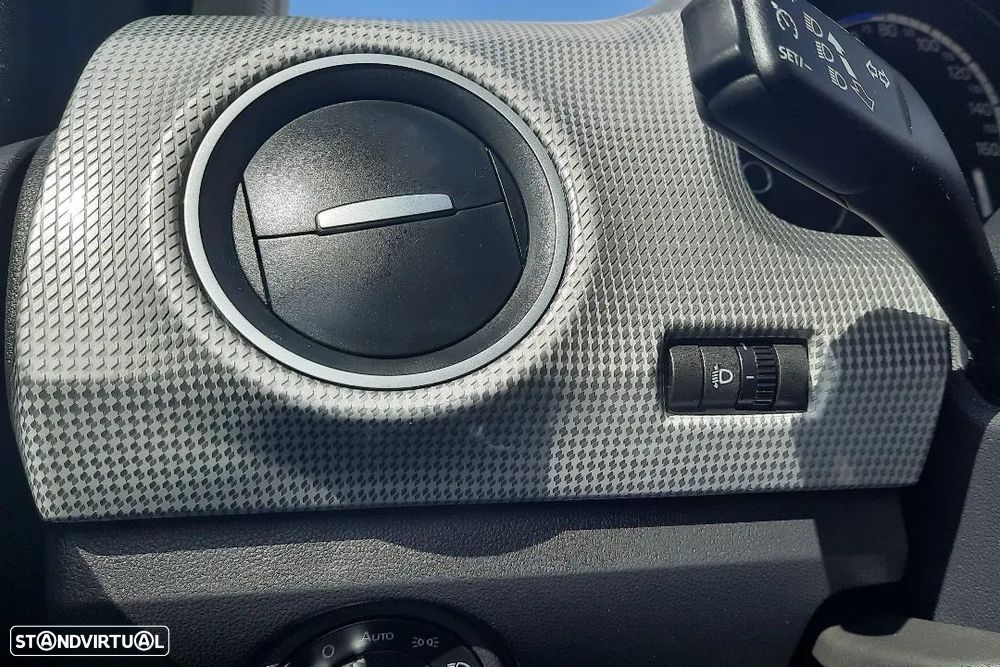 VW e-Up! Entry - 18