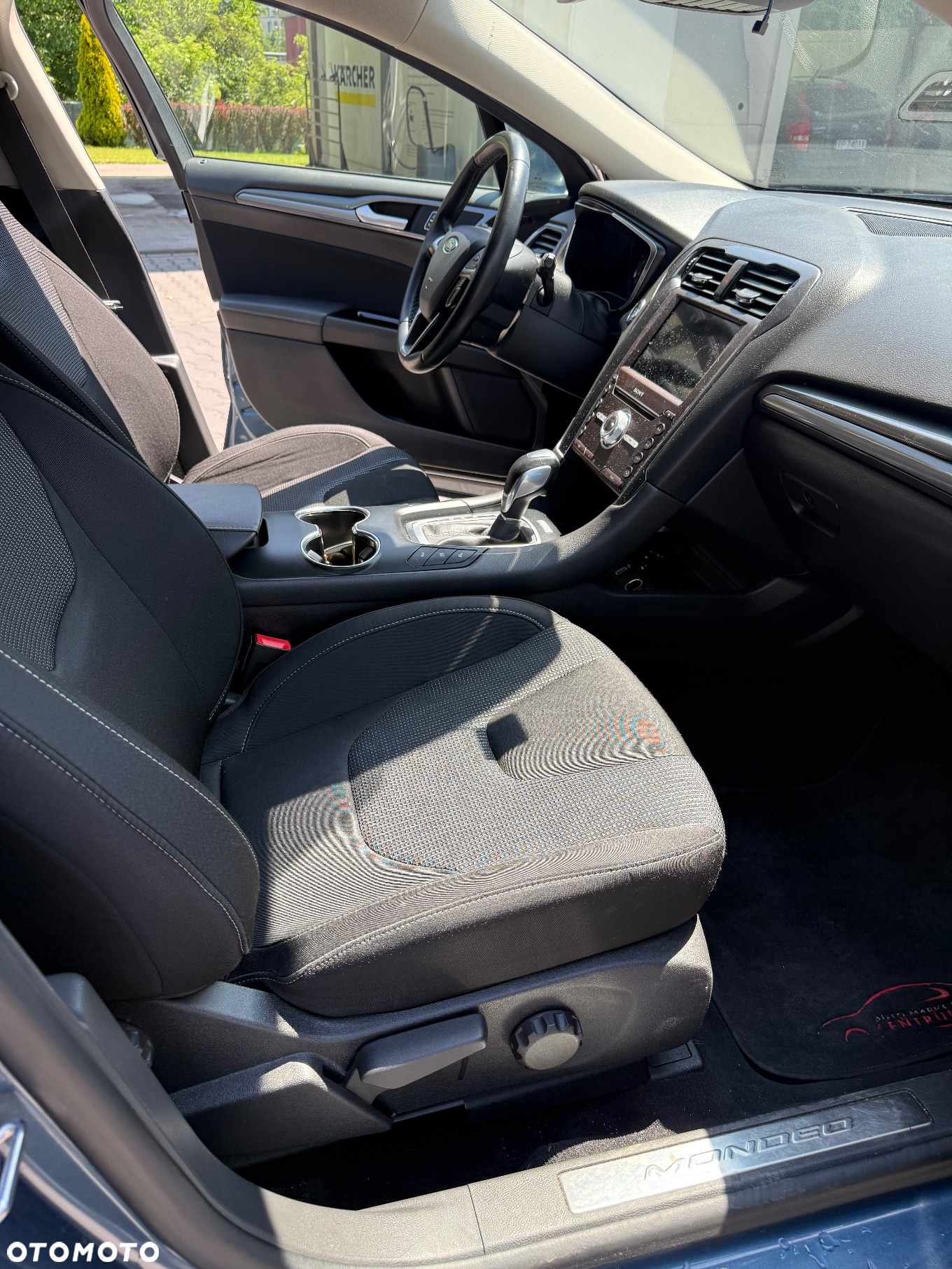 Ford Mondeo 2.0 Hybrid Titanium - 8