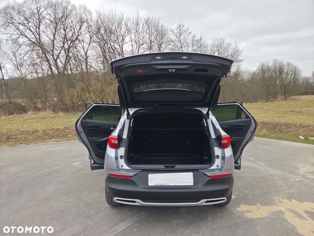 Opel Grandland X 1.6 CDTI Enjoy S&S - 24