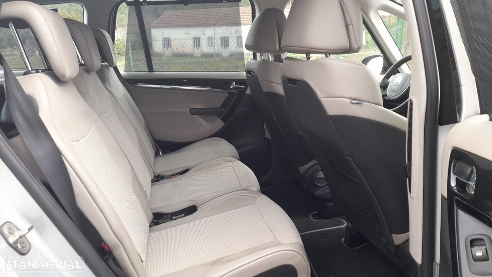 Citroën C4 Grand Picasso 1.6 HDi Exclusive - 15
