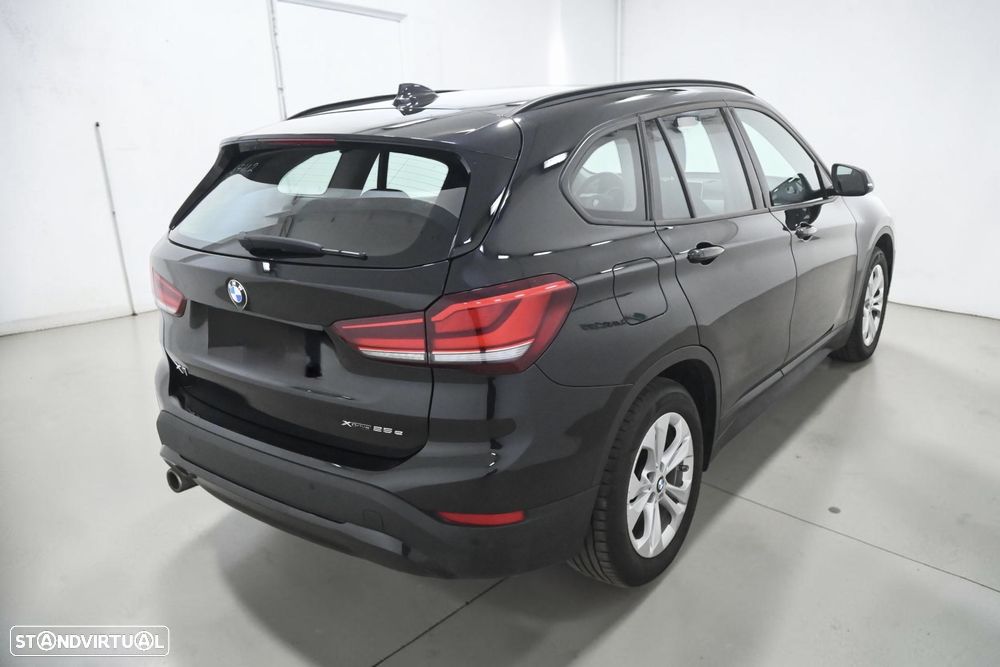 BMW X1 xDrive25e Advantage - 4