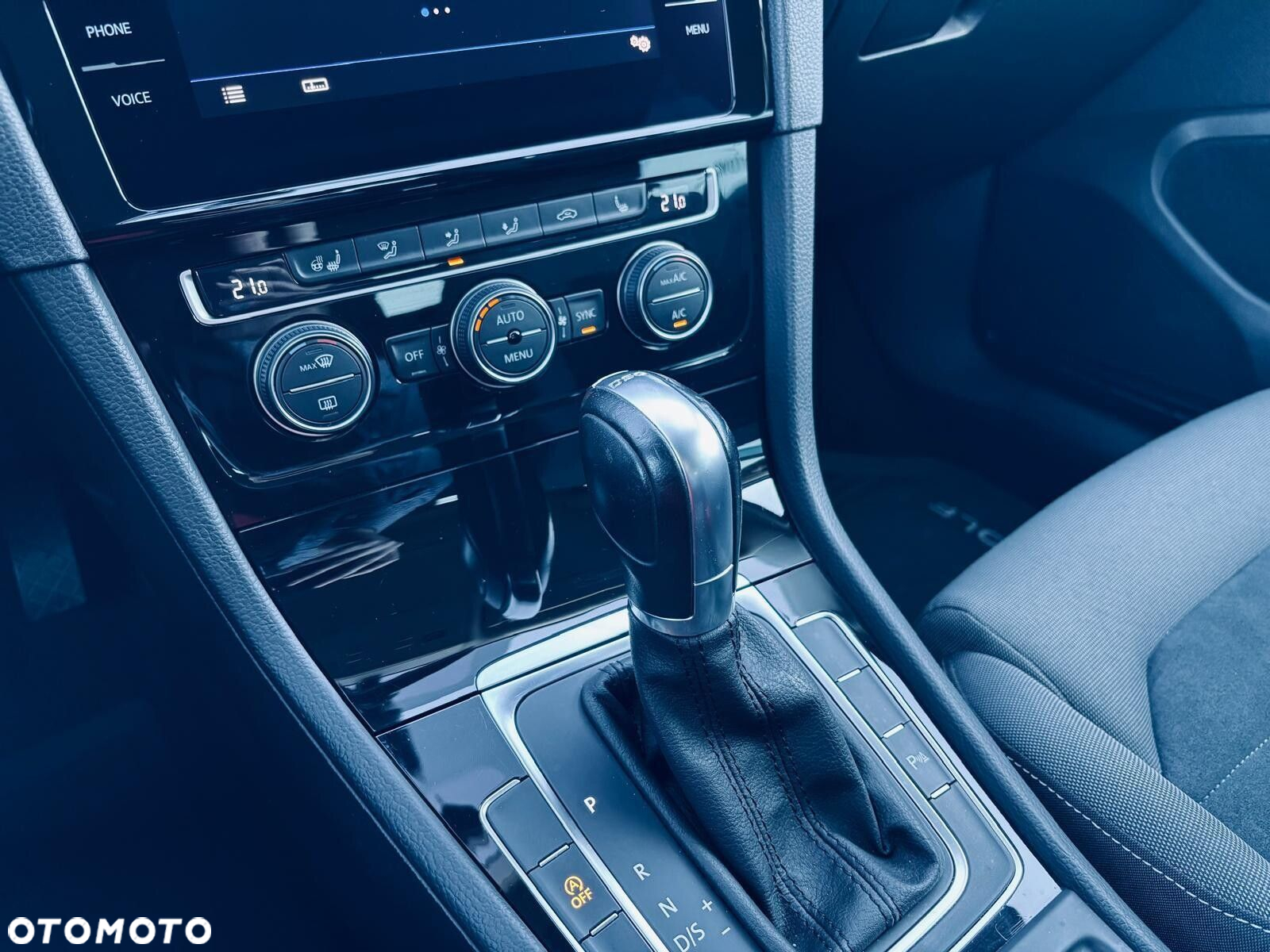 Volkswagen Golf VII 1.5 TSI BMT Evo Highline DSG - 33