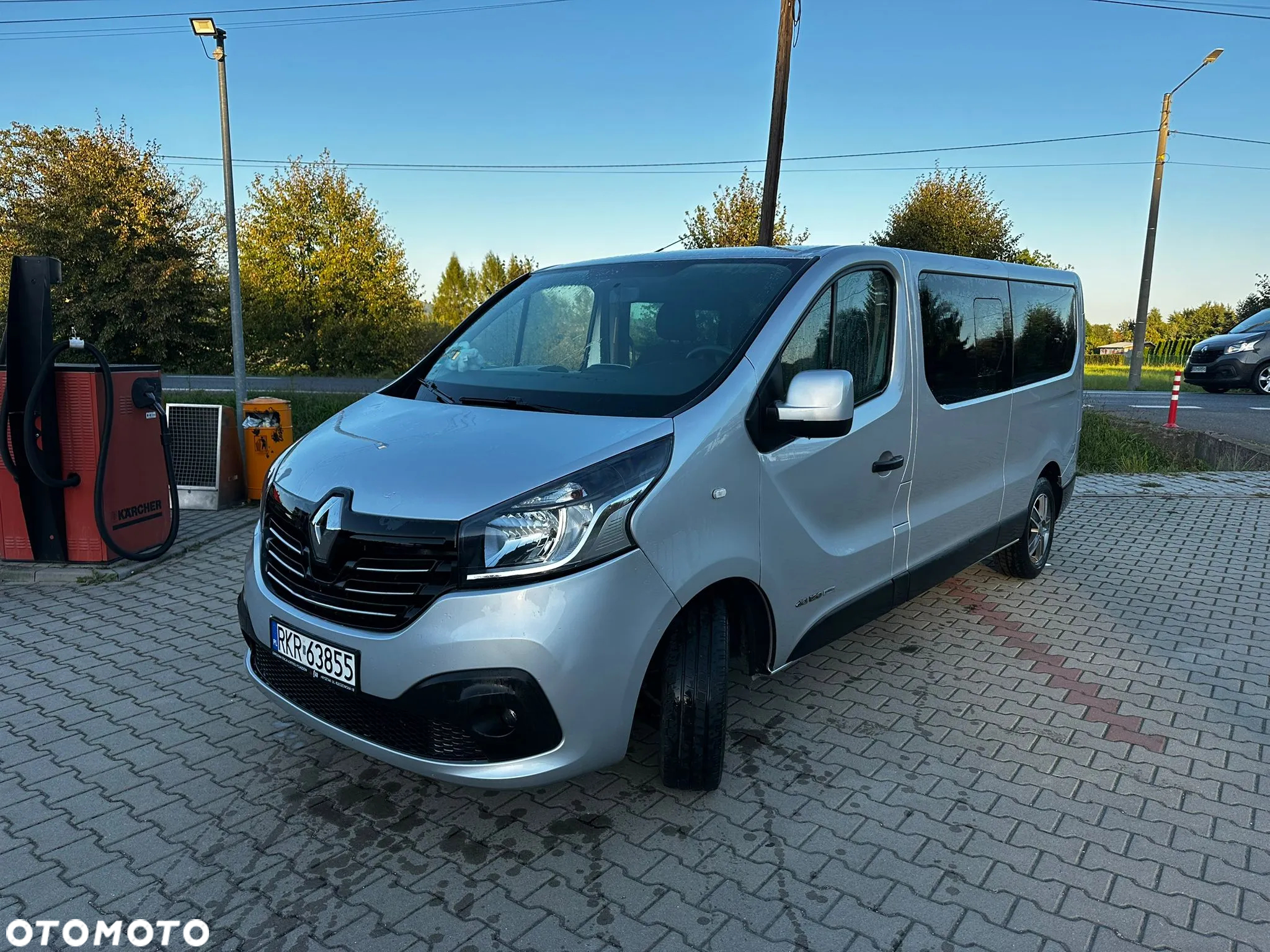 Renault Trafic L1H1 2,7t Pack Clim S&S - 3