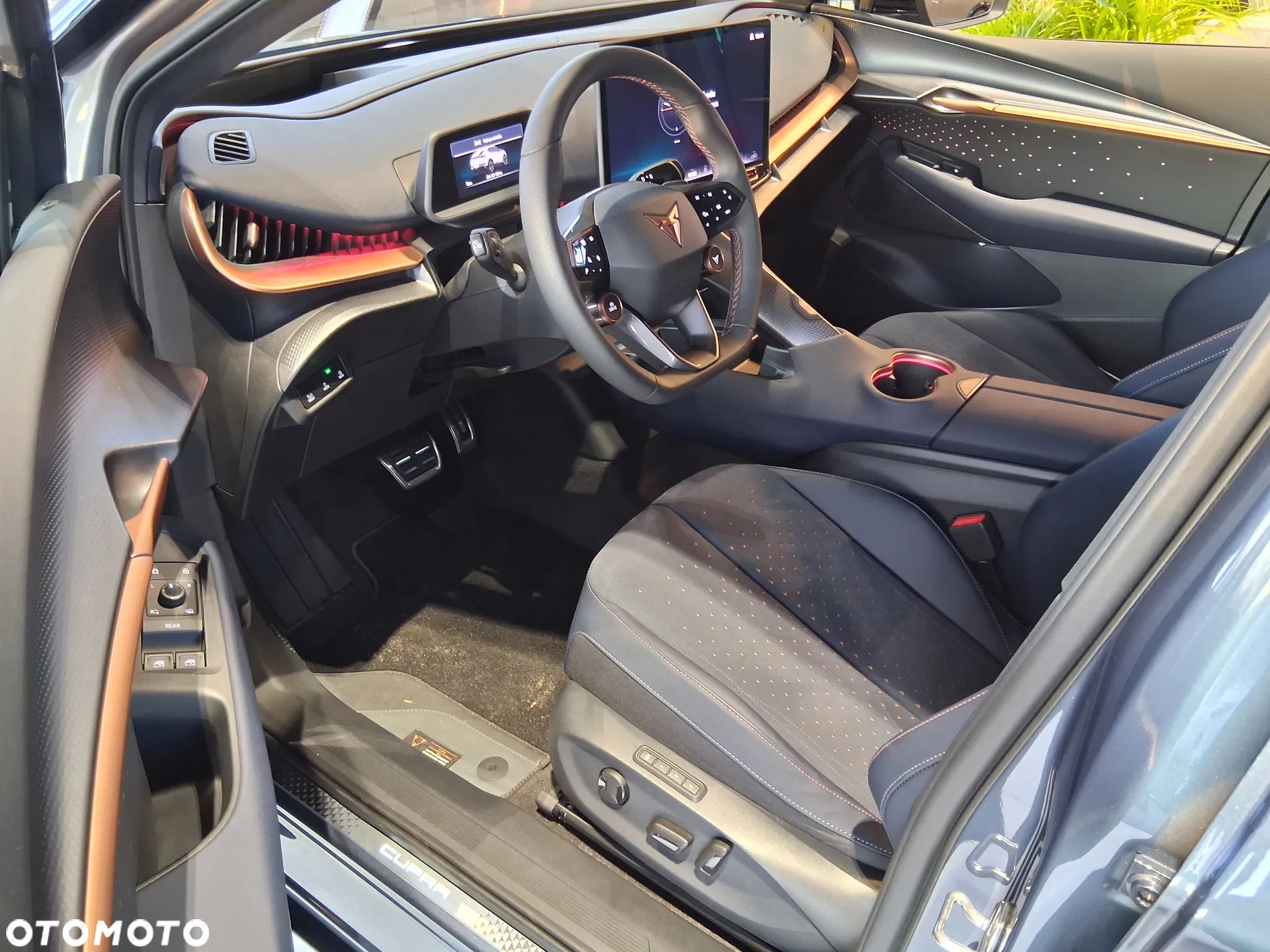 Cupra Tavascan 82kWh 4Drive VZ - 7