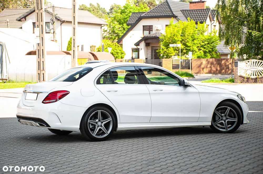 Mercedes-Benz Klasa C 180 (BlueTEC) d 7G-TRONIC AMG Line - 15