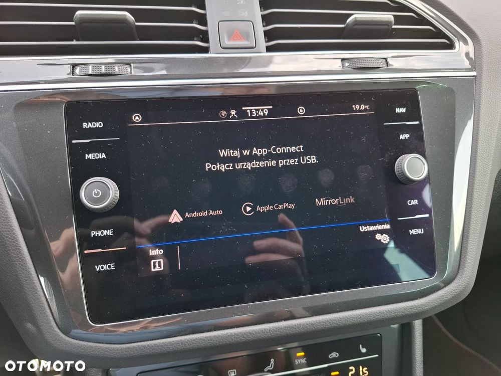 Volkswagen Tiguan 2.0 TDI SCR Urban Sport - 24