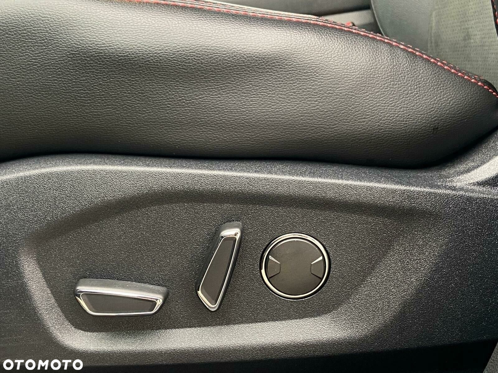 Ford S-Max - 33