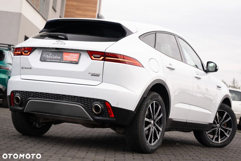 Jaguar E-Pace - 10