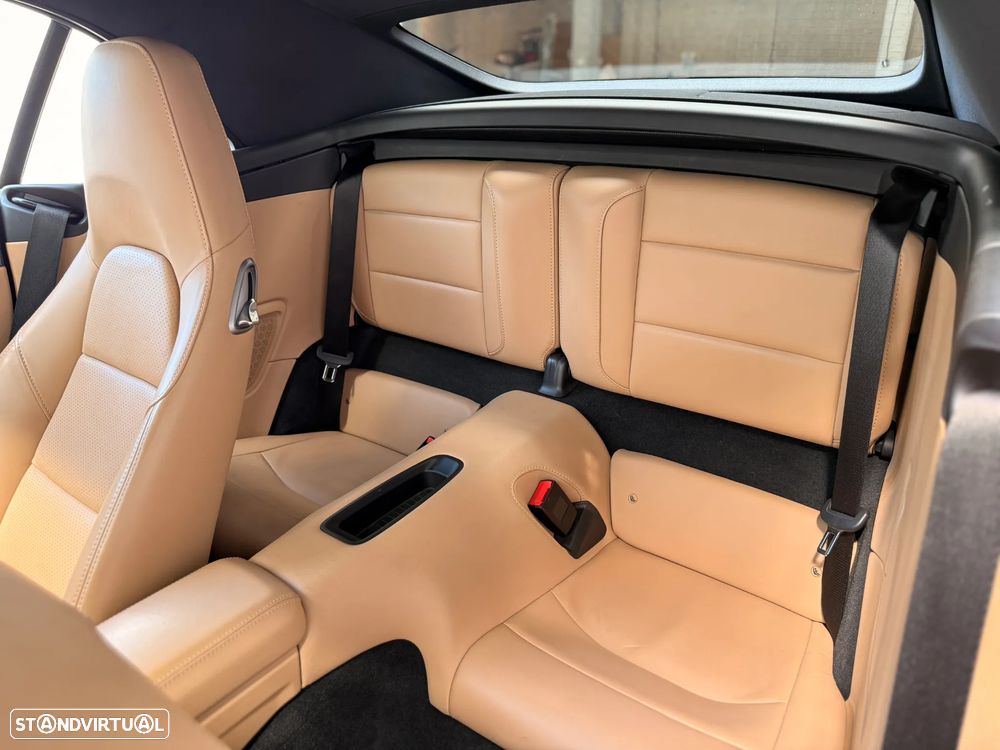 Porsche 911 (991) Carrera 4 GTS Cabriolet PDK - 37