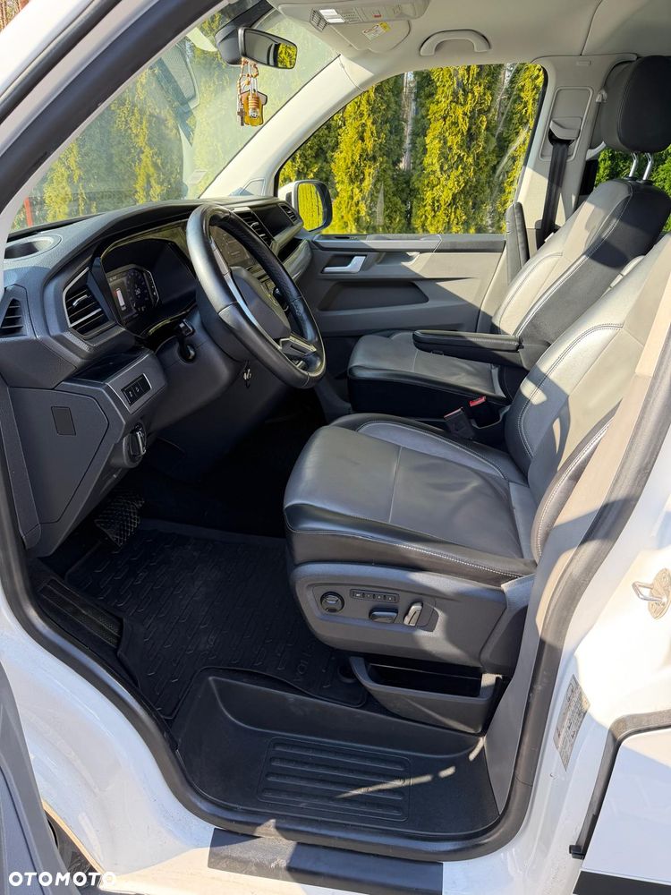 Volkswagen Caravelle - 24