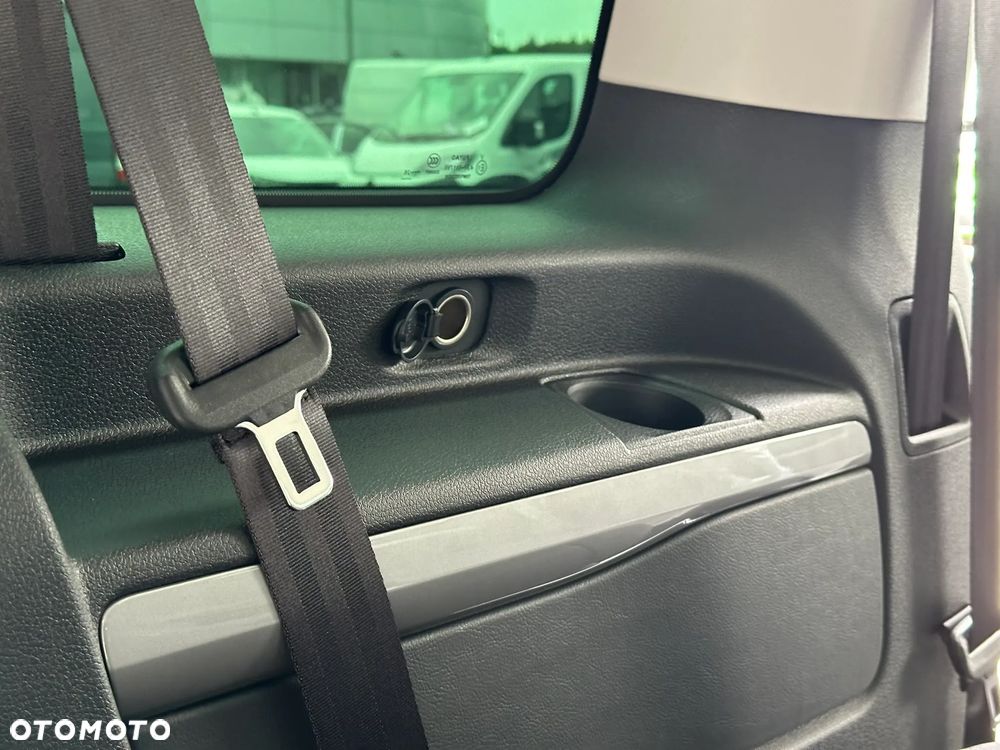 Opel Zafira 2.2 Diesel XL Business - 22