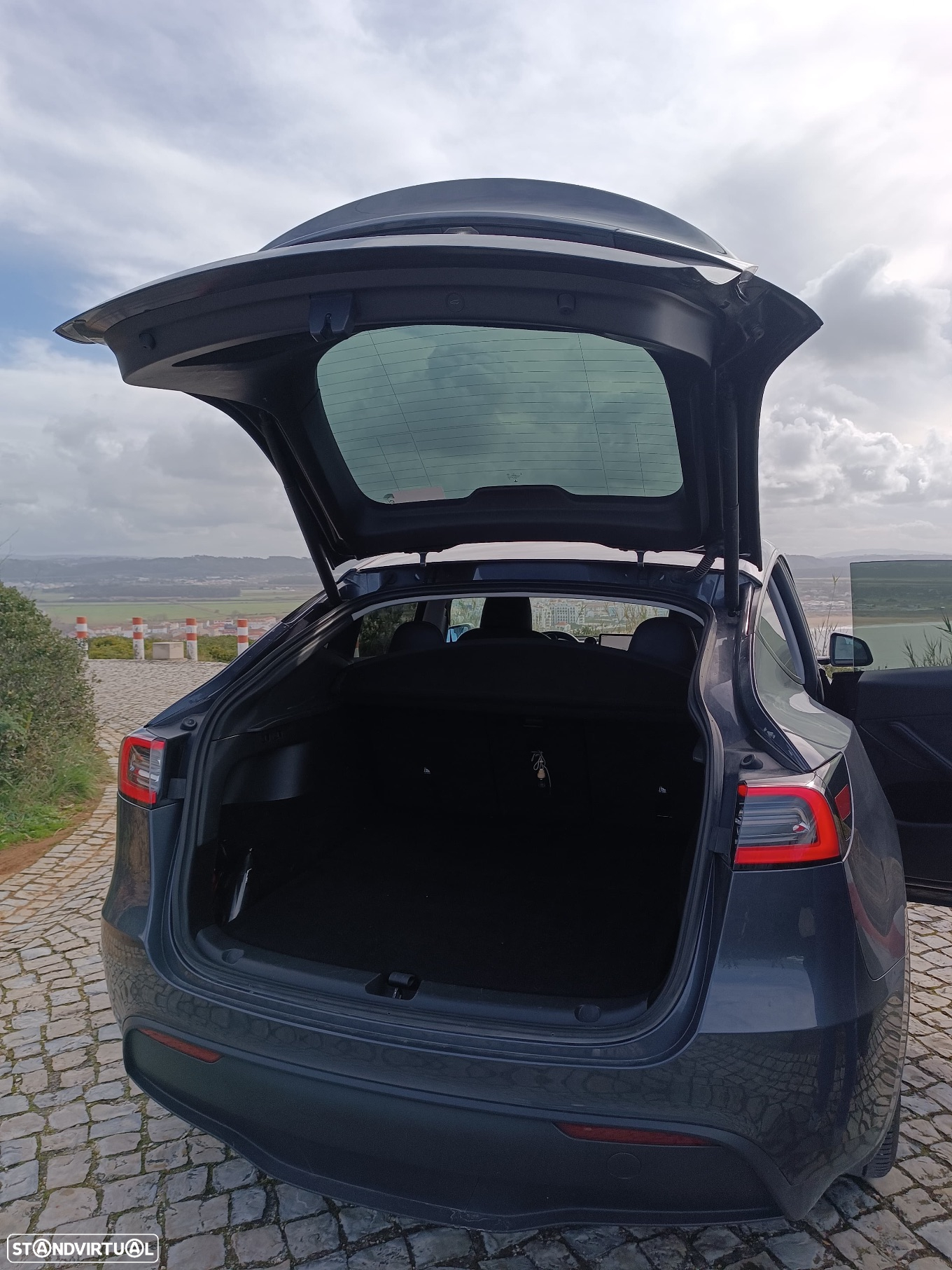 Tesla Model Y Long Range Tração Integral - 14