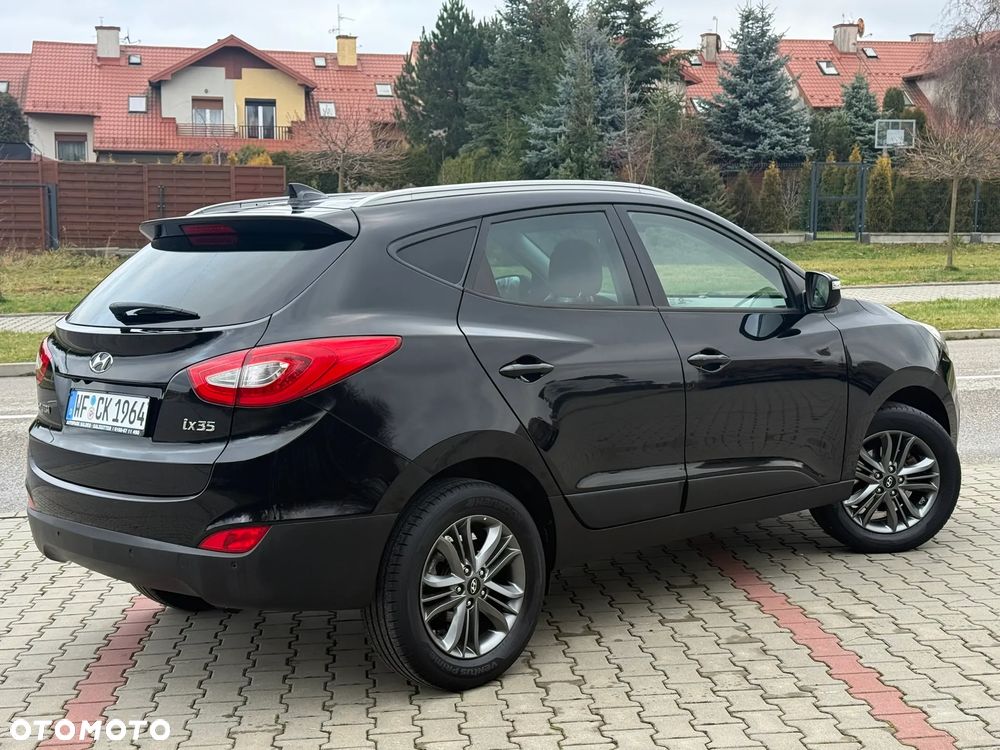 Hyundai ix35 1.6 2WD Fifa World Cup Edition - 10