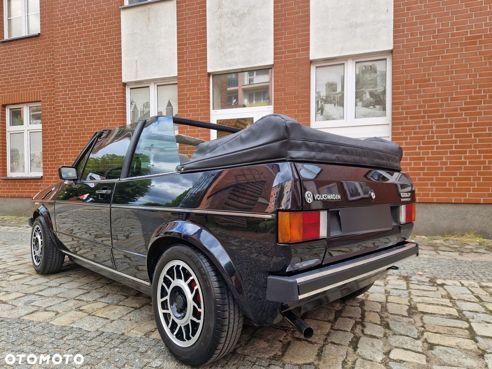 Volkswagen Golf - 8